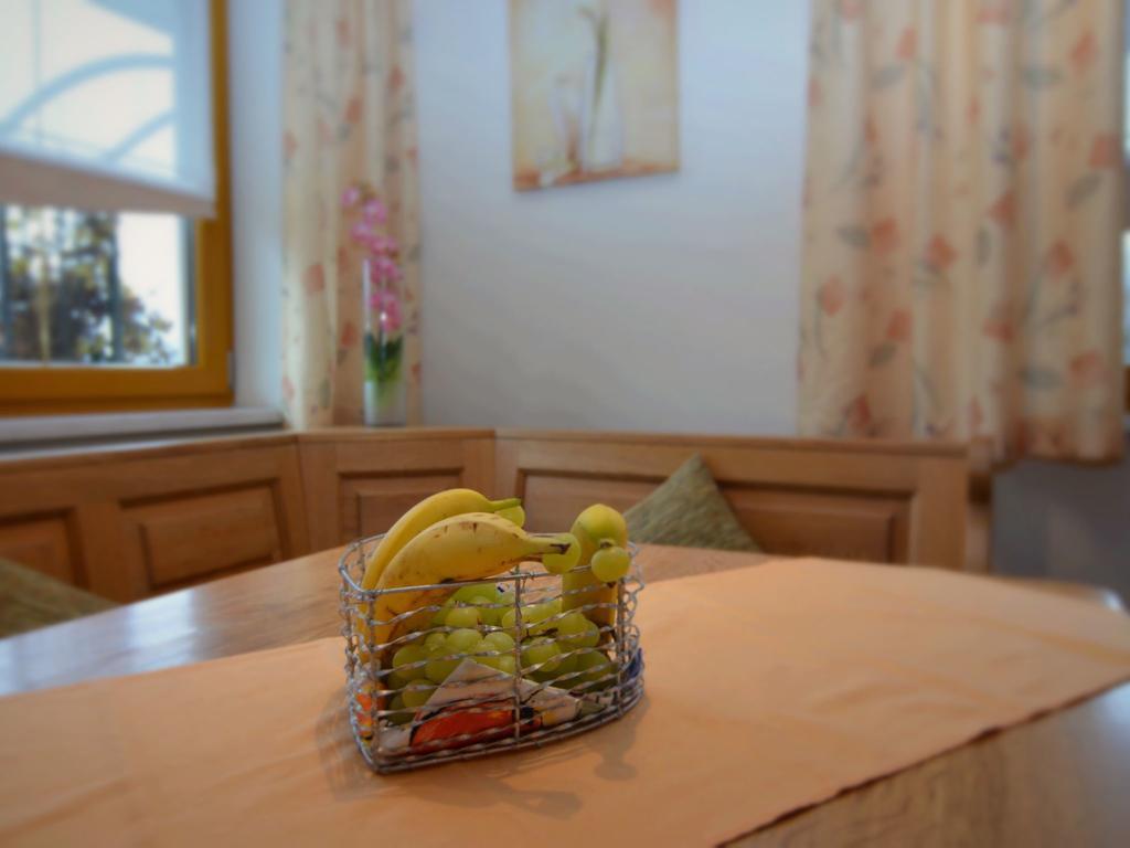 Holiday Flat With Swimming Pool In Prackenbach Viechtach Exteriér fotografie
