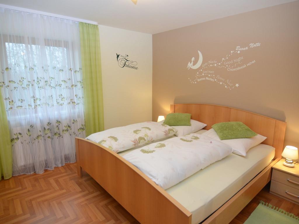 Holiday Flat With Swimming Pool In Prackenbach Viechtach Exteriér fotografie